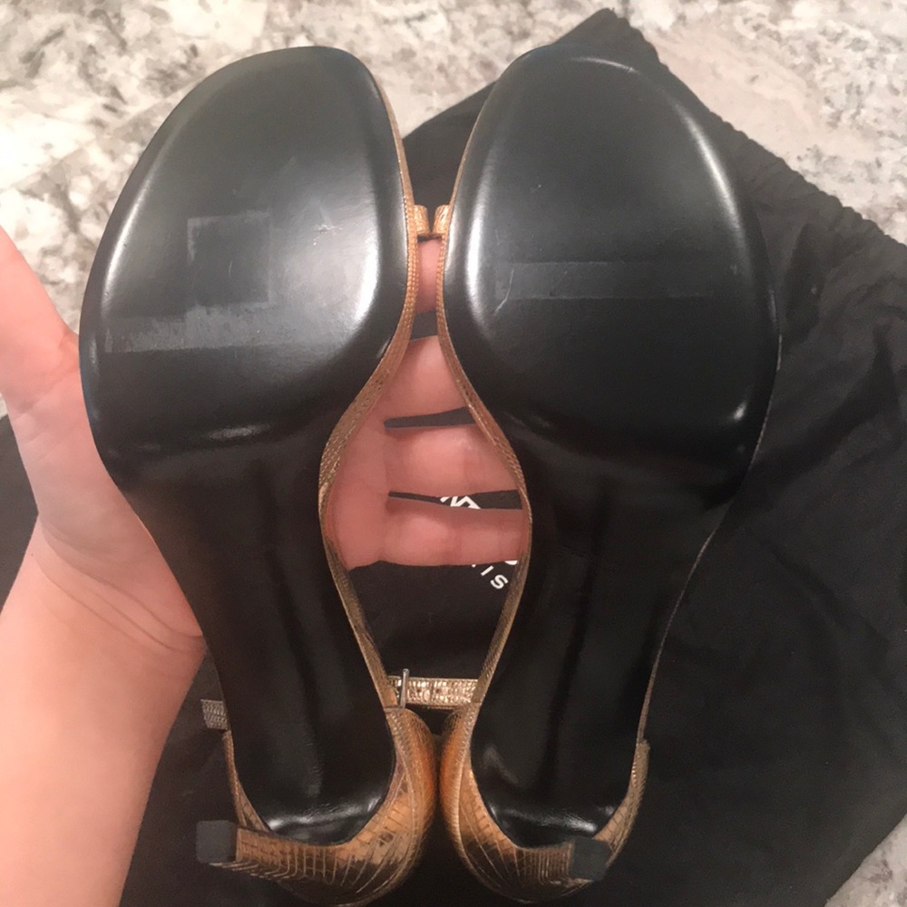 😍BRAND NEW-Saint Laurent Gold Open Toe Heels - Picture 2 of 7